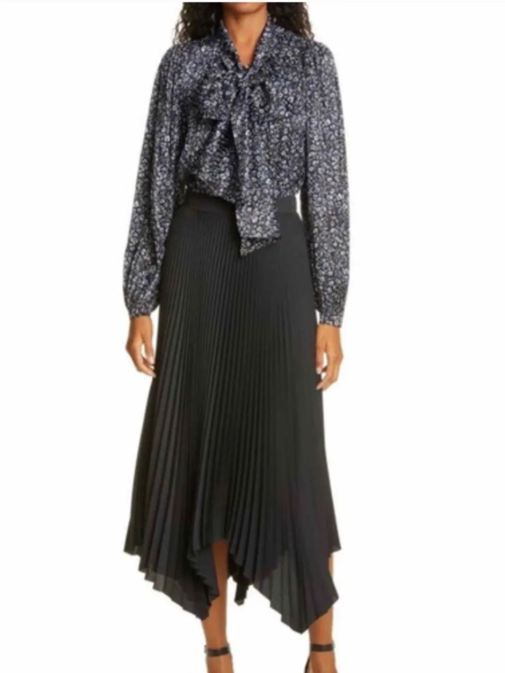 Tori Burch Blouse Black and Blue Silk‎ Size 4 (K)